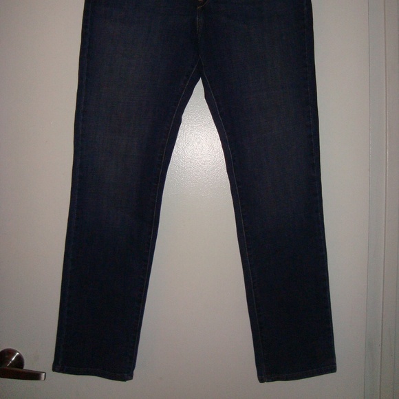 EUC - Picture 2 of 4